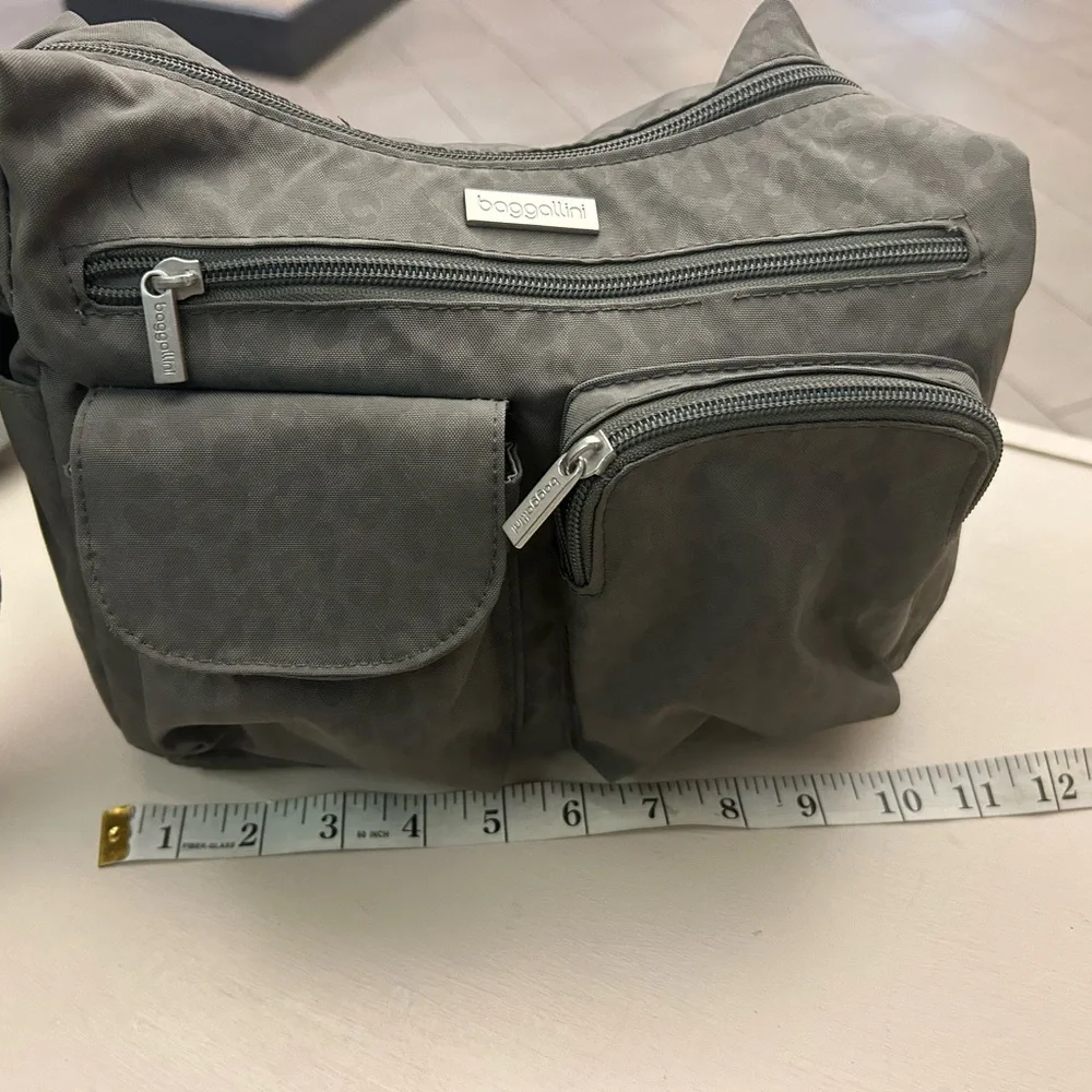 Baggallini Charcoal Messenger Bag Preowned very light wear